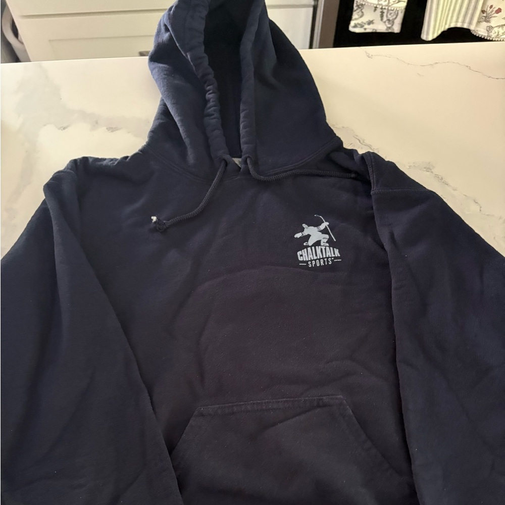 ChalkTalk Sports Men's Navy Hoodie Size Small